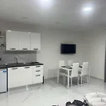 Vinny\'S House